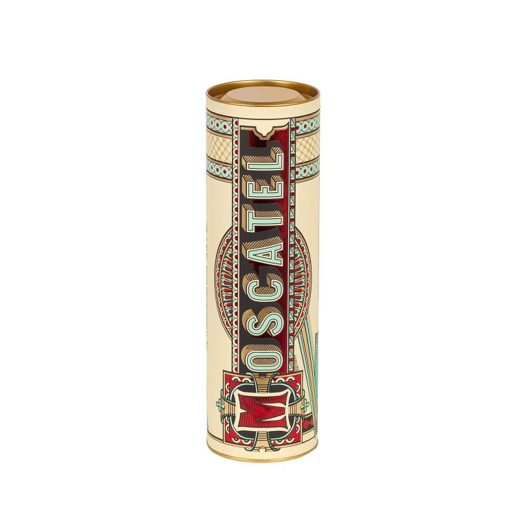 Envase cilíndrico premium de cartón con diseño étnico decorativo para botella de licor o vino.